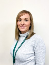 Staff Photo of Stephanie Gibbon